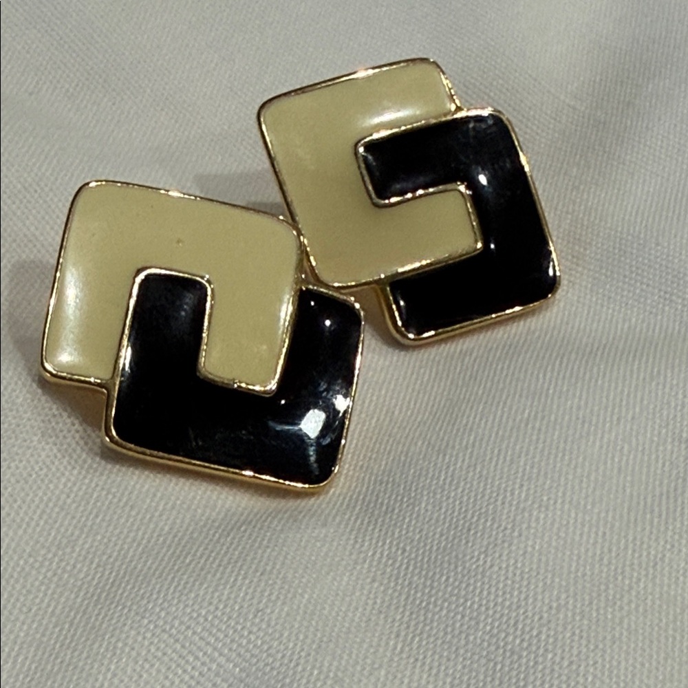Trifari Vintage Black and Cream Geometric Earrings For Pierced Ears.